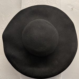 Ladies hat